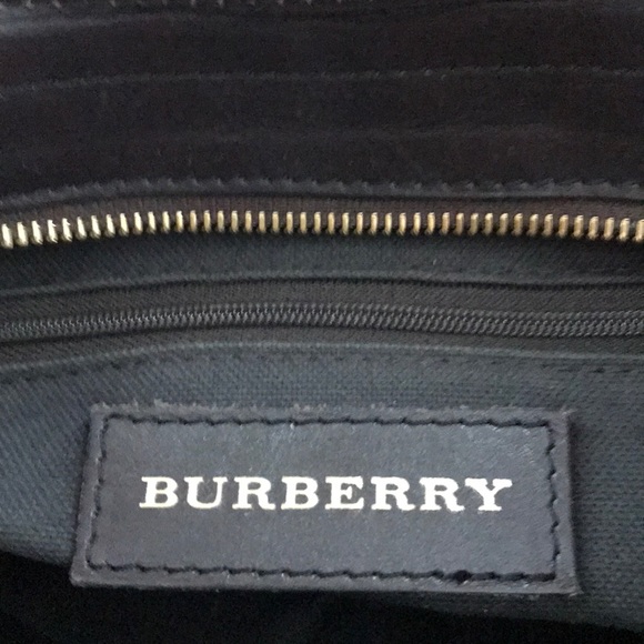 Authentic Burberry Haymarket Hobo!🌹 - Picture 3 of 8